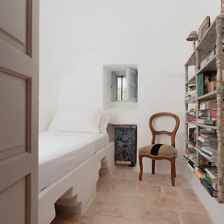 Historic Trullo In Valle D'itria * Ostuni