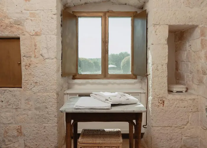 Historic Trullo In Valle D'itria 度假居